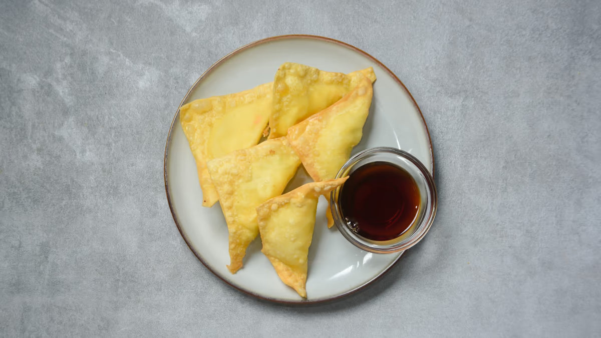 Crab Rangoon (cheese wonton) 5pcs
